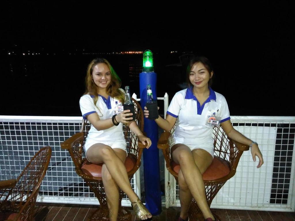 Mango'S Beachfront Resort Olongapo Eksteriør bilde