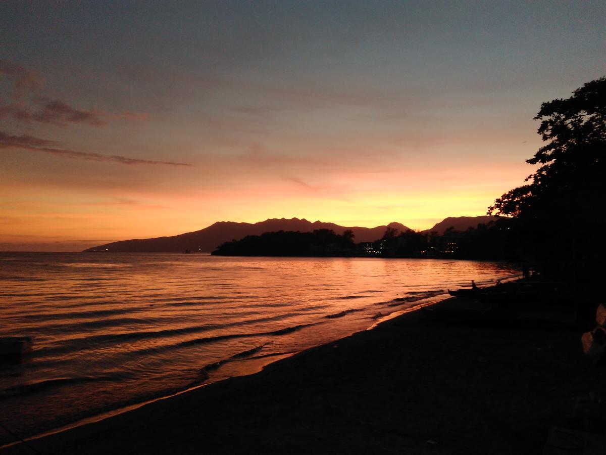 Mango'S Beachfront Resort Olongapo Eksteriør bilde
