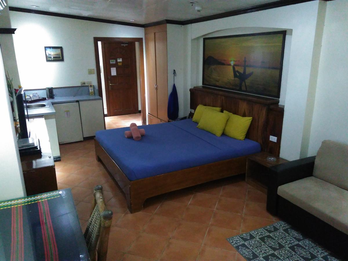 Mango'S Beachfront Resort Olongapo Eksteriør bilde