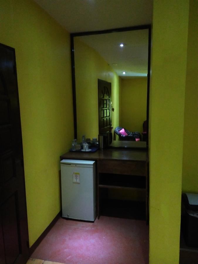 Mango'S Beachfront Resort Olongapo Rom bilde