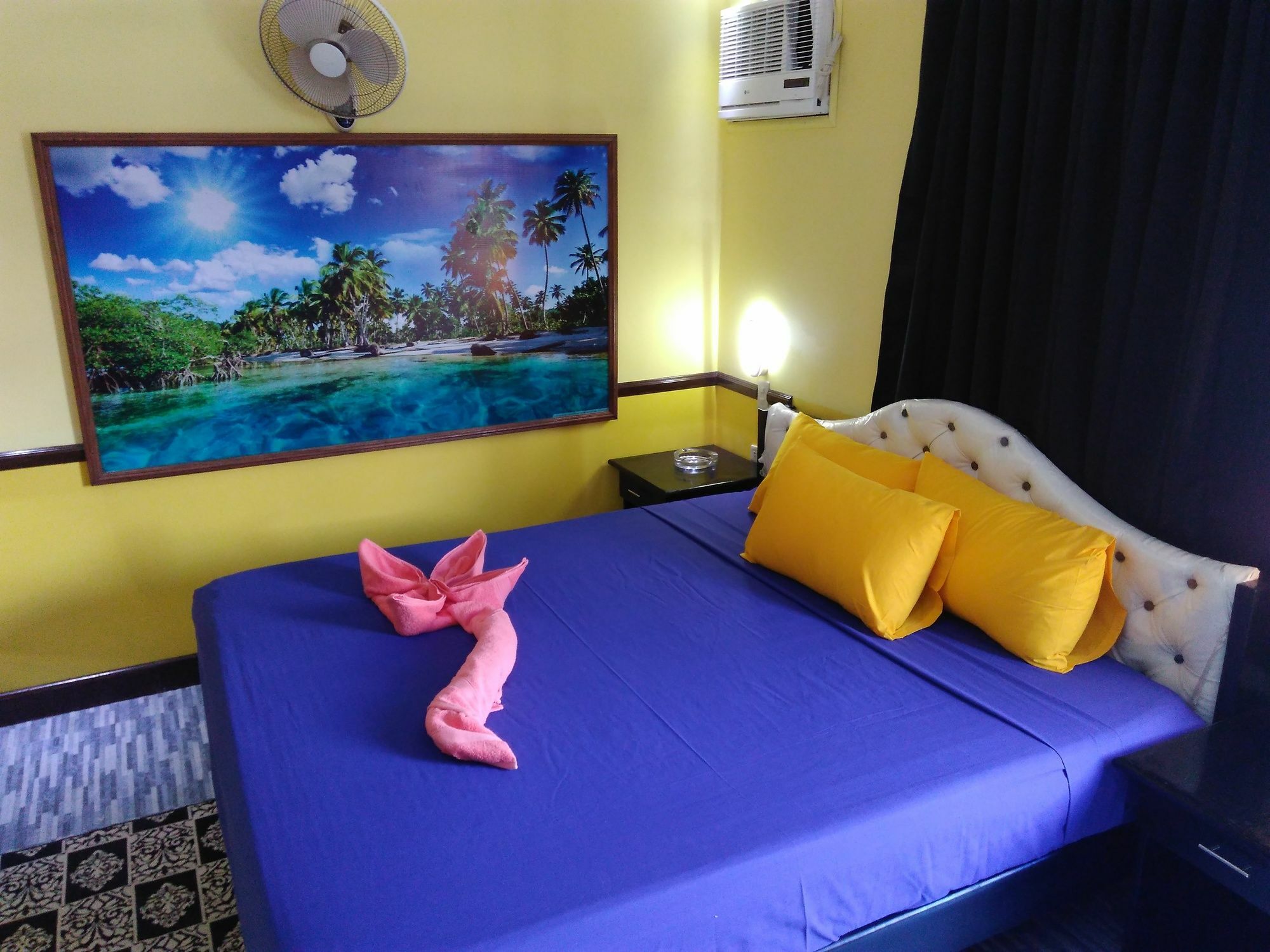 Mango'S Beachfront Resort Olongapo Eksteriør bilde